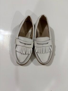Janie and Jack Girls White Fringe Loafers